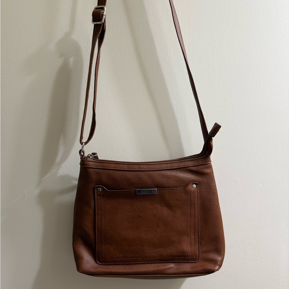 Roots Brown Shoulder Bag with adjustable strap